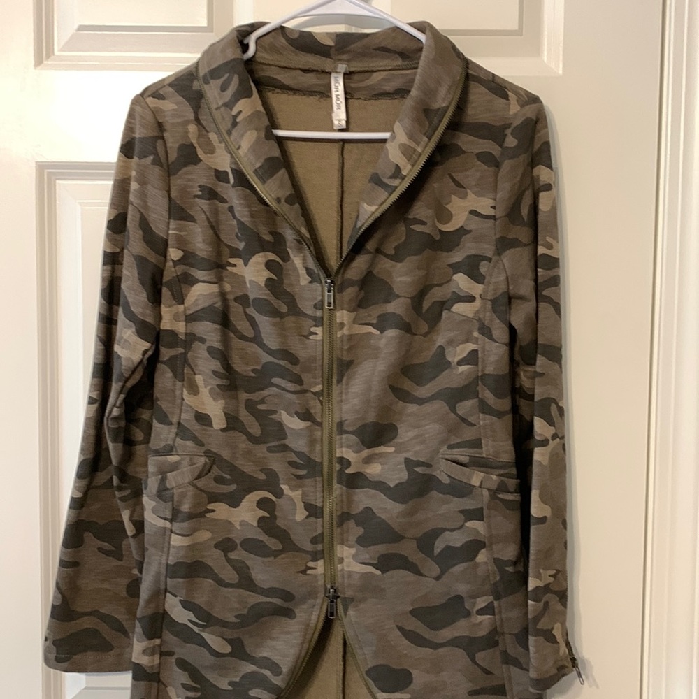 Mud Mur Small Camo hi-lo zip up